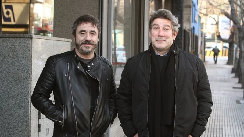 Echaron a Pachu Peña y Pablo Granados en medio de un show