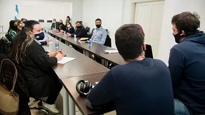 Jóvenes de Agenda Argentina se reunieron con la ministra de Seguridad Jóvenes de Agenda Argentina se reunieron con la ministra de Seguridad