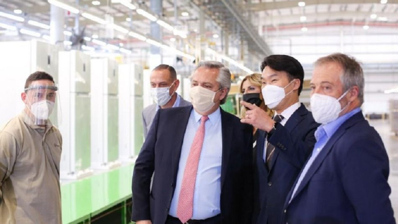 Qué electrodomésticos se pueden comprar con los nuevos créditos que lanzó el gobierno
