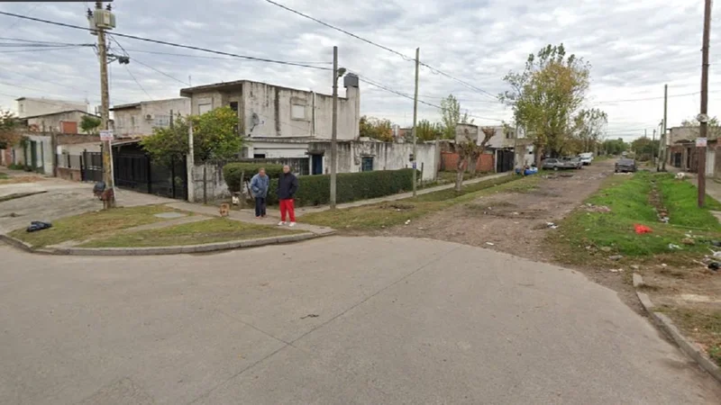 Un hombre fue asesinado de un balazo tras oponerse a la venta de drogas en Villa Albertina
