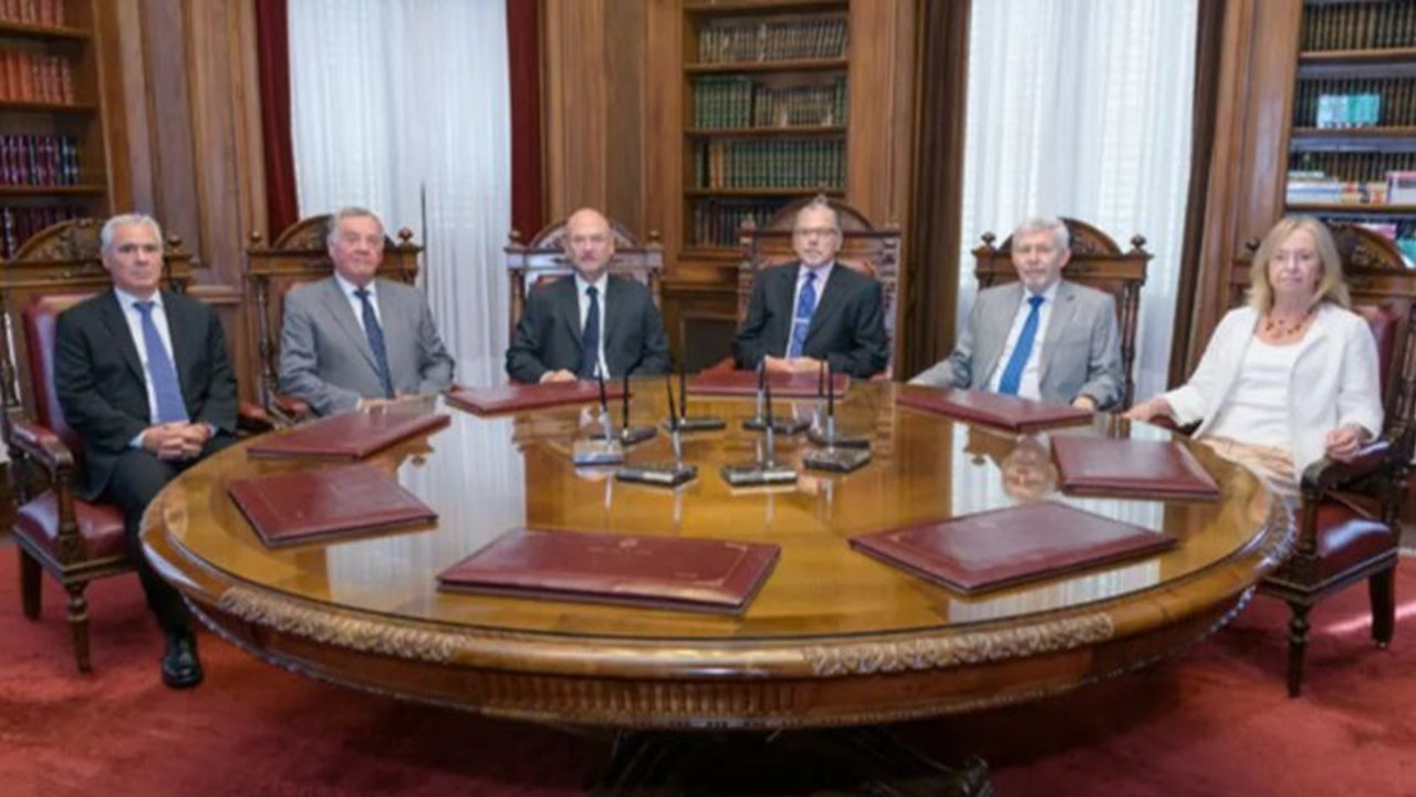Escándalo: Jueces que ganan más de $400 mil piden aumentos al gobierno bonaerense