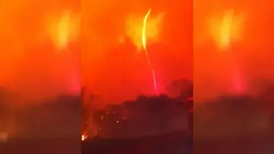El tremendo "tornado de fuego" que captaron en los incendios de Córdoba El tremendo "tornado de fuego" que captaron en los incendios de Córdoba