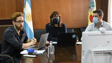 Cuarto intermedio entre los gremios docentes y Provincia 