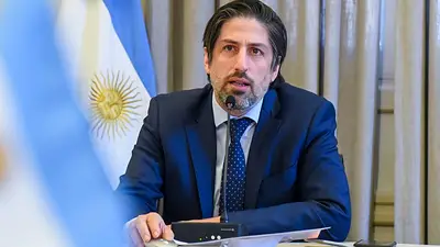 El pedido de Trotta a los alumnos: "Mantengan el esfuerzo de seguir aprendiendo en casa" El pedido de Trotta a los alumnos: "Mantengan el esfuerzo de seguir aprendiendo en casa"