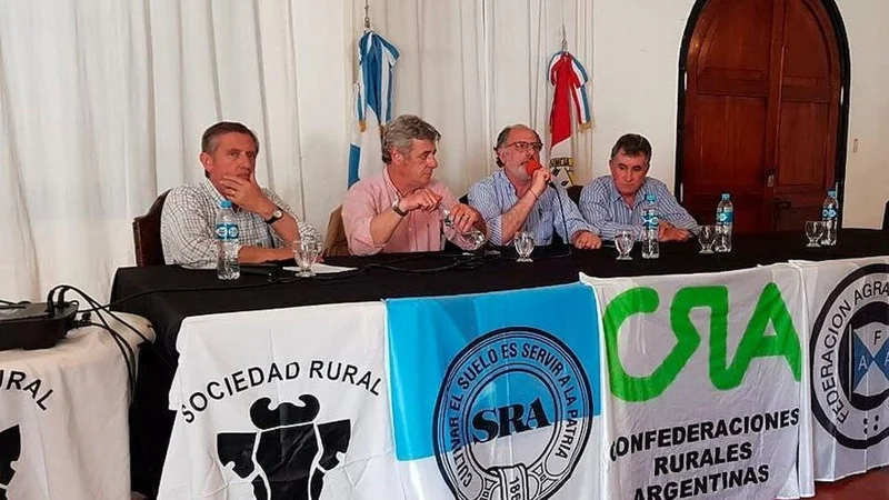 A 10 días de las elecciones, la Mesa de Enlace amenaza con un paro por la carne