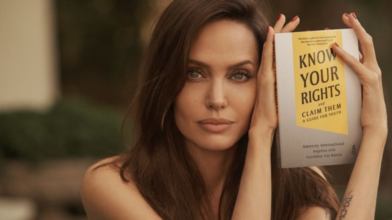 Angelina Jolie quiere que niños "luchen" con su nuevo libro sobre derechos de la infancia