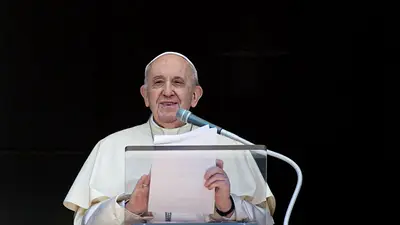 El Papa Francisco insta a los países a recibir refugiados de Afganistán El Papa Francisco insta a los países a recibir refugiados de Afganistán