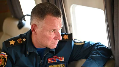 Muere un ministro ruso en el Ártico cuando intentaba salvar a un documentalista Muere un ministro ruso en el Ártico cuando intentaba salvar a un documentalista