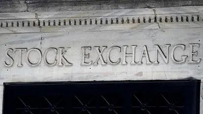Wall St cae por temores de desaceleración del crecimiento económico Wall St cae por temores de desaceleración del crecimiento económico