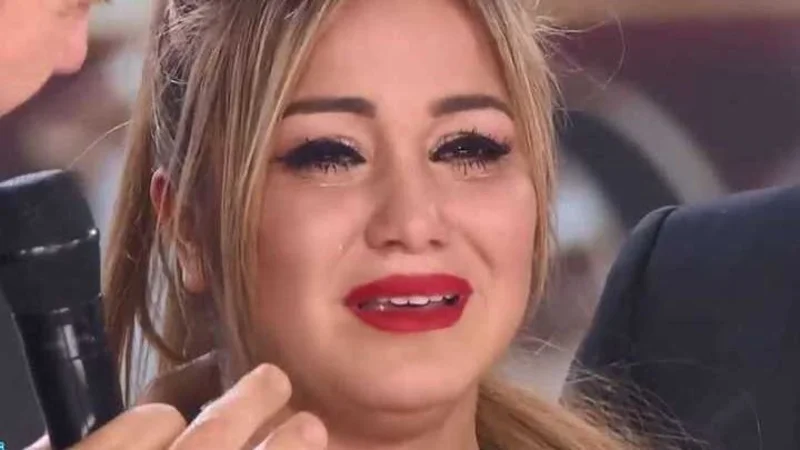 Karina "La Princesita" denunció a su plomero en vivo