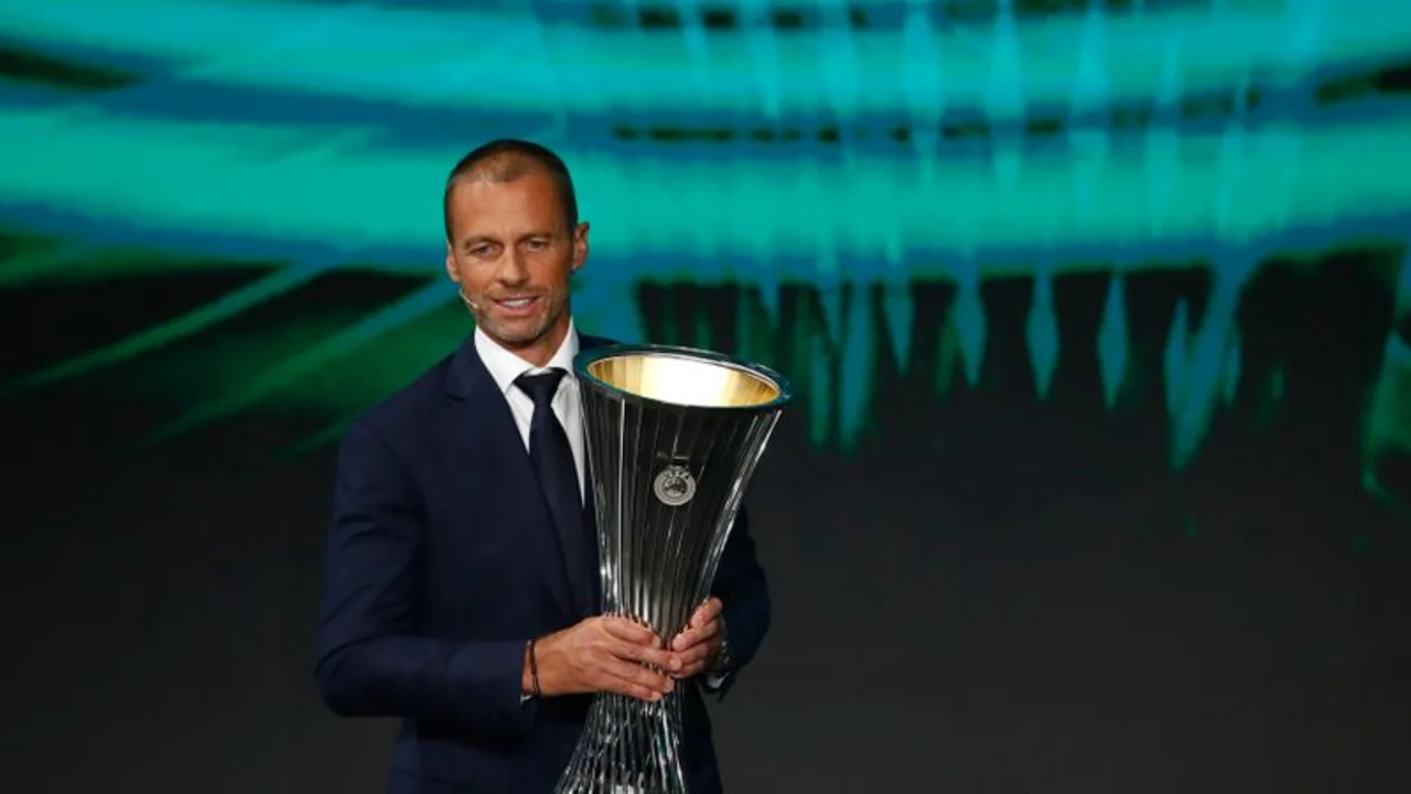 Guerra entre la UEFA y la FIFA por la idea del Mundial cada dos años