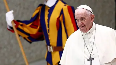 Revolución del Papa Francisco: la Guardia Suiza del Vaticano busca incluir a mujeres Revolución del Papa Francisco: la Guardia Suiza del Vaticano busca incluir a mujeres