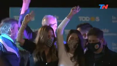 El video de los festejos en el búnker del Frente de Todos tras el cierre de comicios El video de los festejos en el búnker del Frente de Todos tras el cierre de comicios