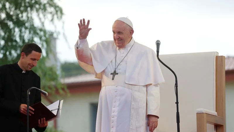 El Papa Francisco condena el prejuicio contra la comunidad de gitanos
