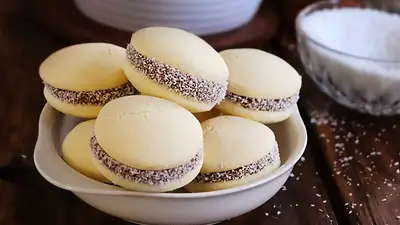 alfajores de maicena alfajores de maicena