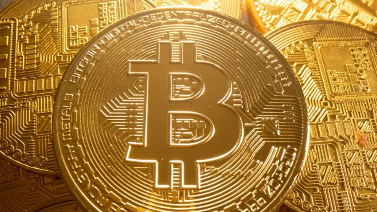 Bitcoin cae y se desploma el mercado de criptomonedas