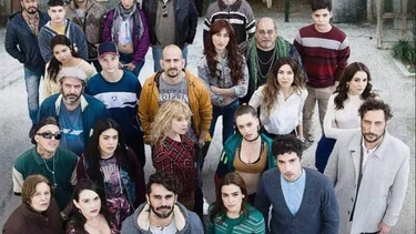 Explotaron los memes por La 1-5/18, la novela nueva de Suar