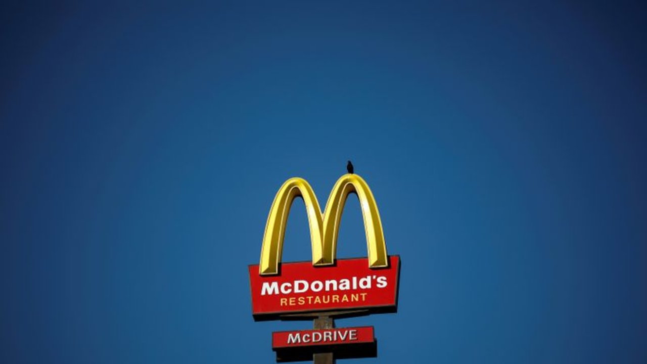 McDonald's anunció que los juguetes de la Cajita Feliz serán ecológicos en todo el mundo en 2025