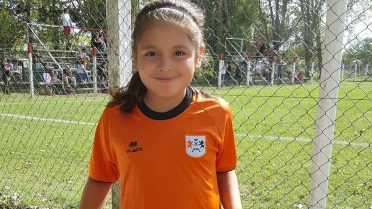 Felicitas Flores.