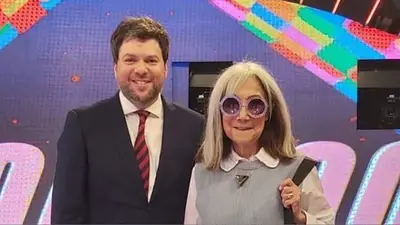 Guido Kaczka, María Kodama, televisión, Jorge Luis Borges, El Trece, Los 8 escalones Guido Kaczka, María Kodama, televisión, Jorge Luis Borges, El Trece, Los 8 escalones