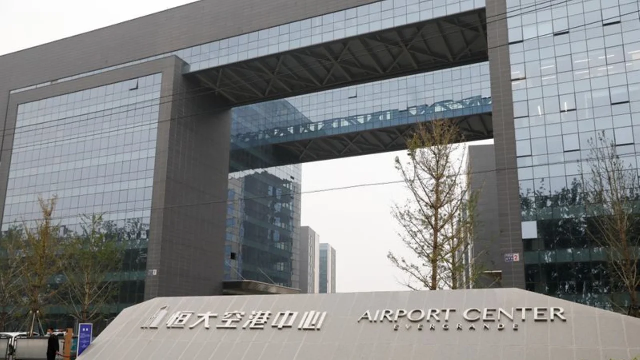 ¿Qué es Evergrande, la empresa que pone en riesgo financiero a China? 