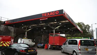 La crisis del combustible en el Reino Unido reduce el tráfico a su nivel más bajo desde julio La crisis del combustible en el Reino Unido reduce el tráfico a su nivel más bajo desde julio