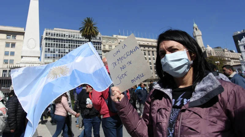 Marcha a favor de Cristina hoy: el minuto a minuto y las últimas noticias de la movilización 