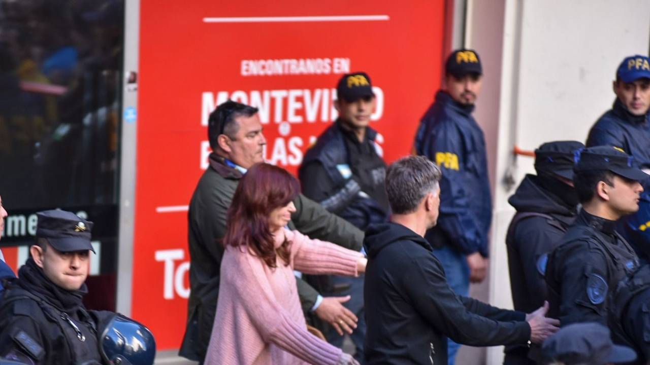 A un año del atentado a CFK, todas las pistas que la Justicia no investiga