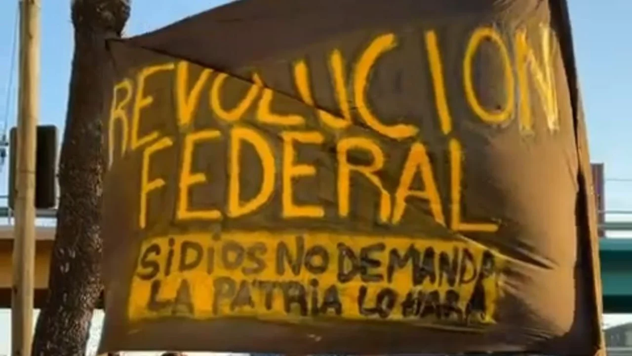 Aceptan a Cristina como querellante en la causa de Revolución Federal