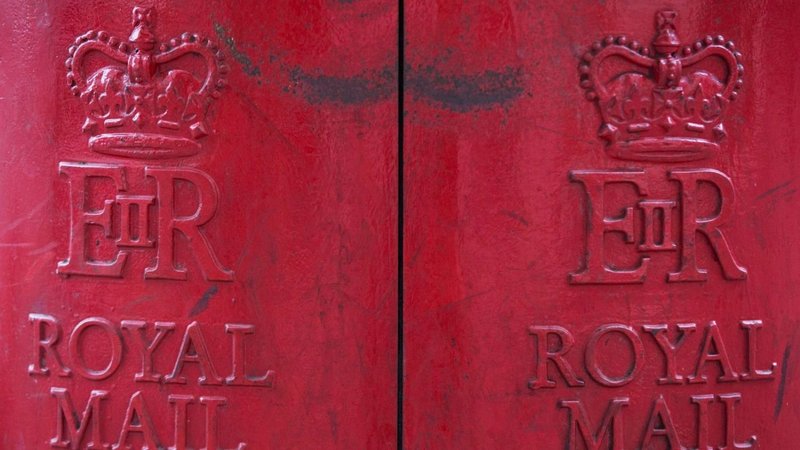 Murió Isabel II: cambios en los billetes y hasta en el himno