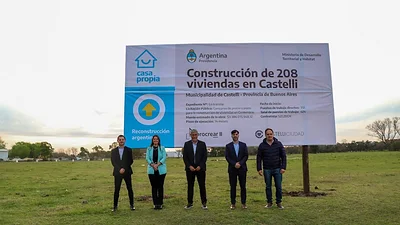 Ferraresi y Echarren entregaron viviendas y anunciaron el inicio de obras del Desarrollo Urbanístico Castelli Ferraresi y Echarren entregaron viviendas y anunciaron el inicio de obras del Desarrollo Urbanístico Castelli