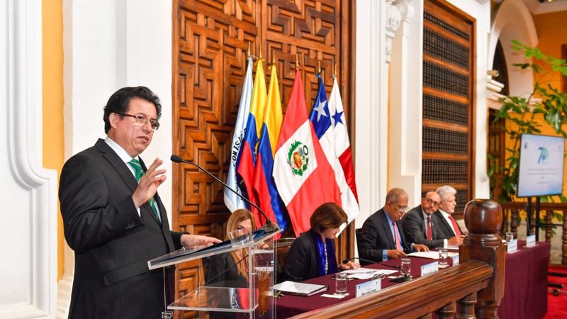 Otra renuncia en el Gabinete de Pedro Castillo: se fue el canciller