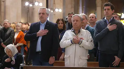 Alberto Fernández en la Misa de la paz por Cristina Kirchner: "La fraternidad es un don y una tarea" Alberto Fernández en la Misa de la paz por Cristina Kirchner: "La fraternidad es un don y una tarea"