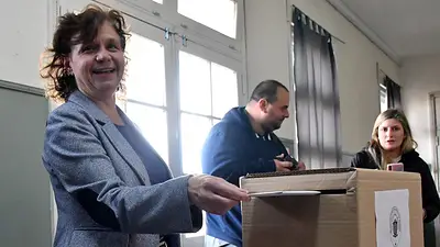 La candidata del oficialismo municipal, Sara Majorel (PRO), que busca suceder al jefe comunal Pedro Dellarossa, de Juntos por el Cambio (JxC), y quien está cumpliendo su segunda gestión. La candidata del oficialismo municipal, Sara Majorel (PRO), que busca suceder al jefe comunal Pedro Dellarossa, de Juntos por el Cambio (JxC), y quien está cumpliendo su segunda gestión.