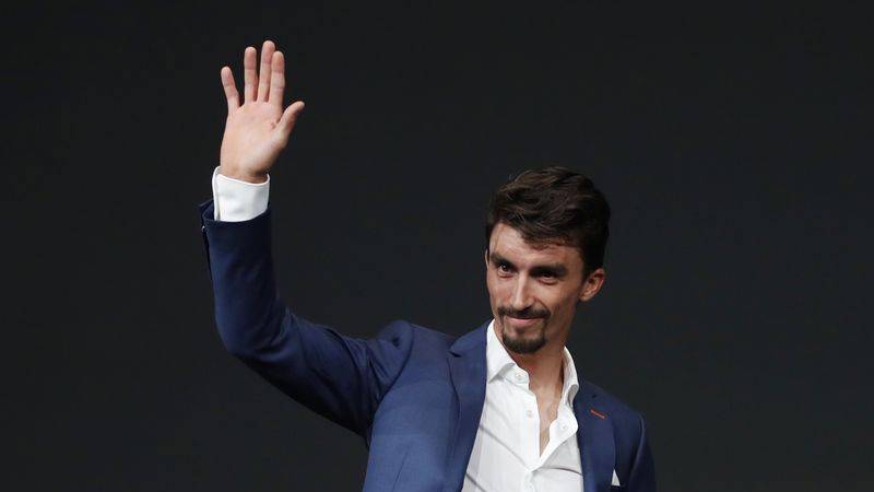 Alaphilippe defenderá su título en los Campeonatos del Mundo tras su caída en la Vuelta Alaphilippe defenderá su título en los Campeonatos del Mundo tras su caída en la Vuelta