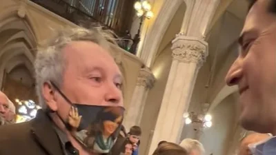 El emotivo diálogo entre "Wado" De Pedro y una persona con dificultades en el habla: "Palabras del corazón" El emotivo diálogo entre "Wado" De Pedro y una persona con dificultades en el habla: "Palabras del corazón"