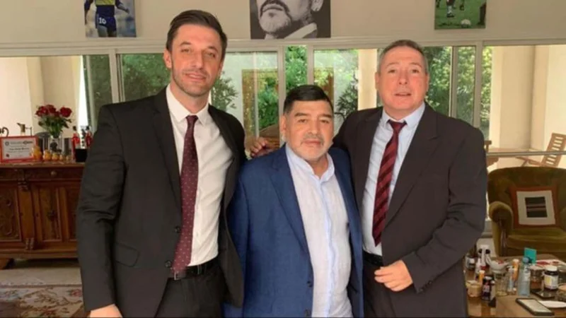 Diego Maradona, Matías Morla, Víctor Stinfale, Dalma Maradona, Giananina Maradona, Diego Fernando Maradona.