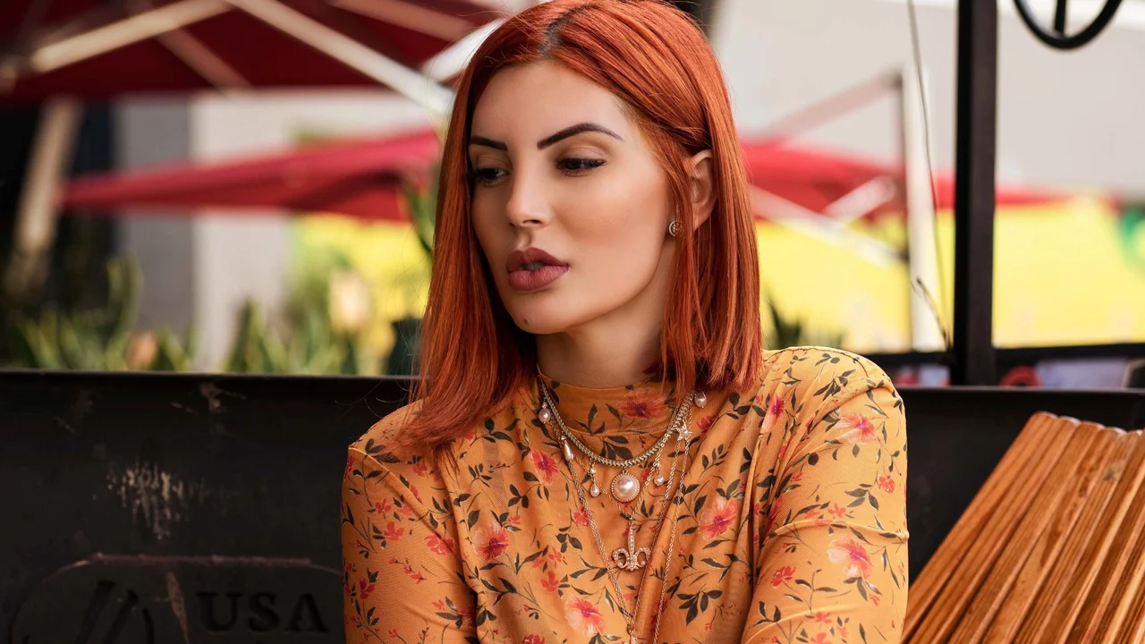 La influencer Jenly Bouzón habla sin filtros sobre belleza en sus redes sociales