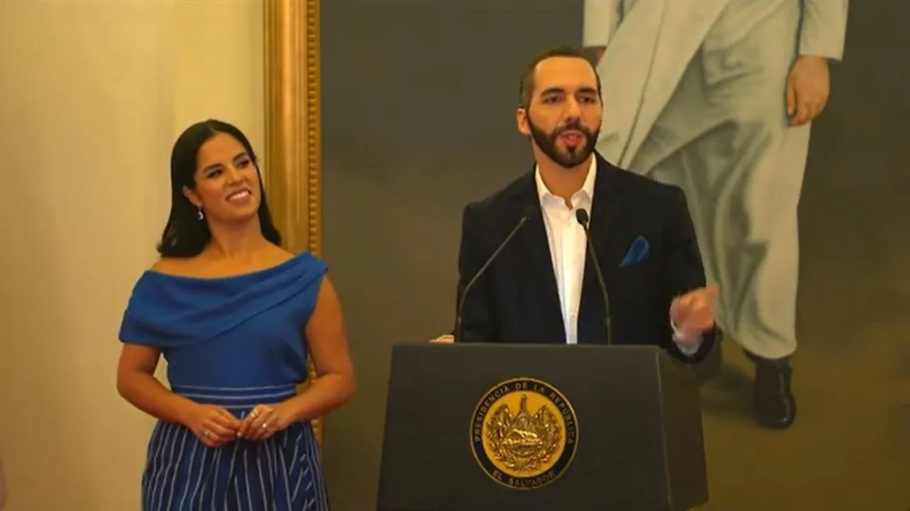 Nayib Bukele, El Salvador