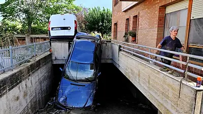 Inundaciones en Italia: 11 personas muertas y dos desaparecidas Inundaciones en Italia: 11 personas muertas y dos desaparecidas