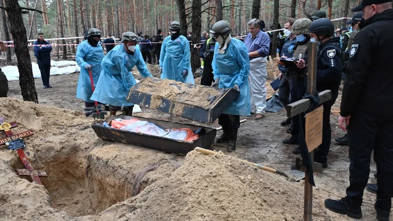 Fiscales ucranianos acusaron a las tropas rusas de torturar a civiles en zonas ocupadas