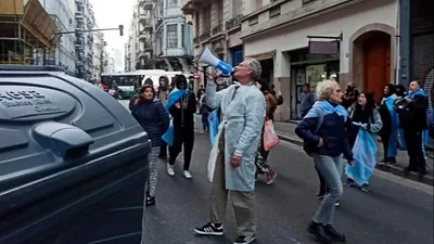 Citaron a declarar al hombre que amenazó a Cristina Kirchner en el Instituto Patria Citaron a declarar al hombre que amenazó a Cristina Kirchner en el Instituto Patria