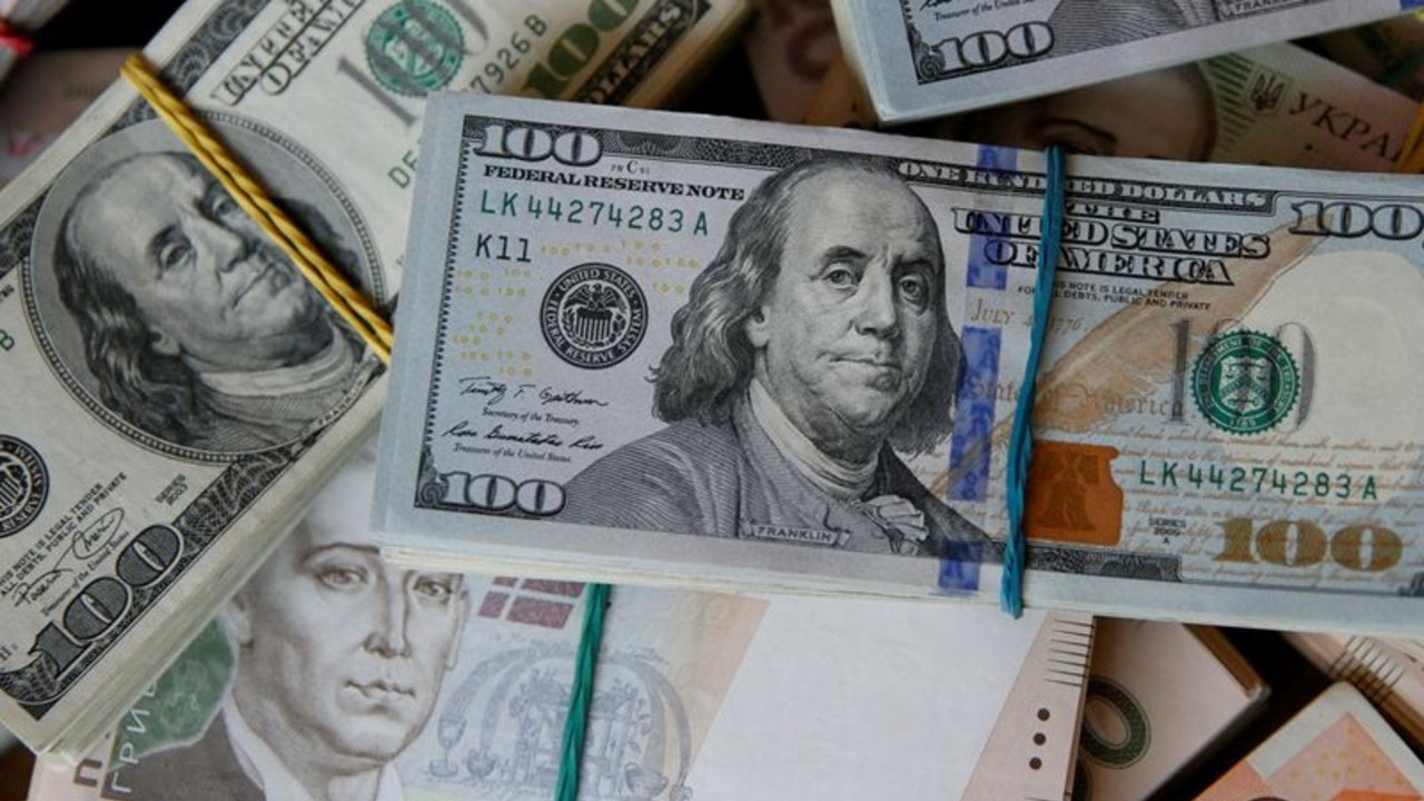 Ucrania pedirá programas a medida del FMI y el Banco Mundial