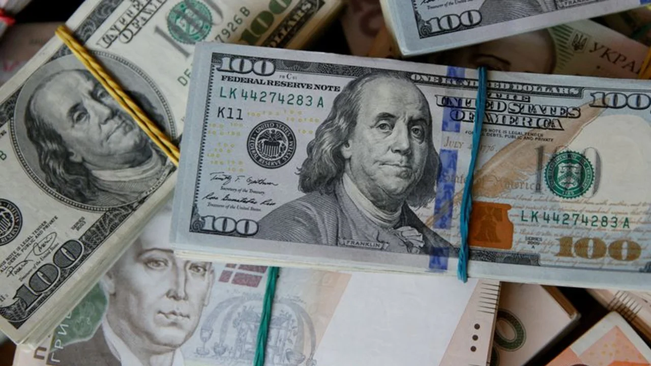 Ucrania pedirá programas a medida del FMI y el Banco Mundial