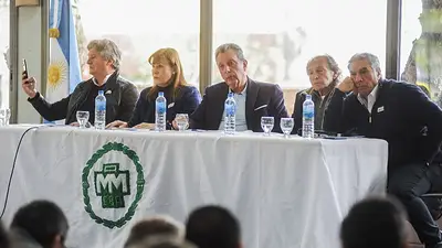 Médicos de CABA anuncian un paro en reclamo de un aumento salarial y en defensa del hospital público Médicos de CABA anuncian un paro en reclamo de un aumento salarial y en defensa del hospital público