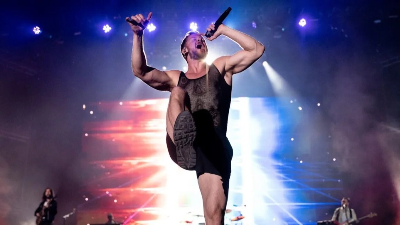 Imagine Dragons.