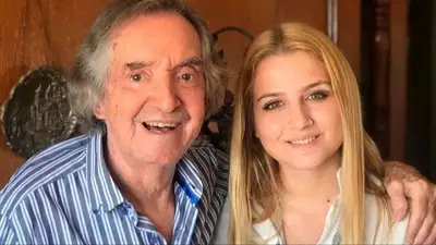 Carlitos Balá y su nieta Laura Gelfi Carlitos Balá y su nieta Laura Gelfi
