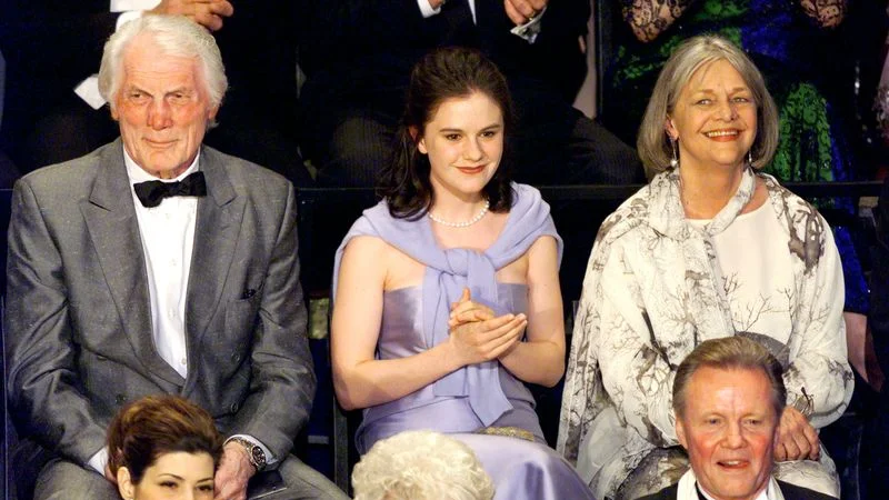 La ganadora del Oscar Louise Fletcher muere a los 88 años: AP