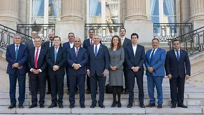 Wado de Pedro y su comitiva. Wado de Pedro y su comitiva.