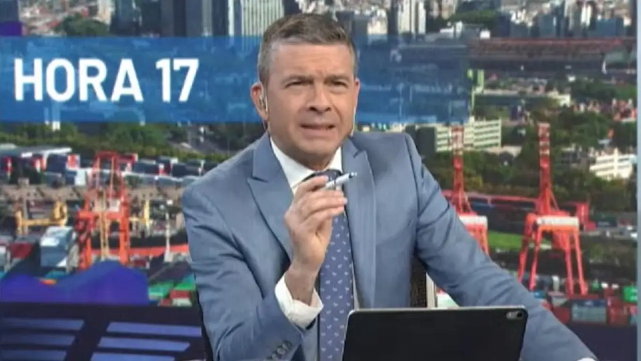 Burrada en La Nación: Rossi quiso burlarse de un error ortográfico pero quedó en offside